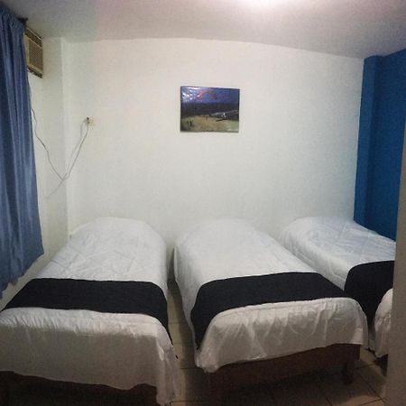 Hostal Albatros Manta Luaran gambar
