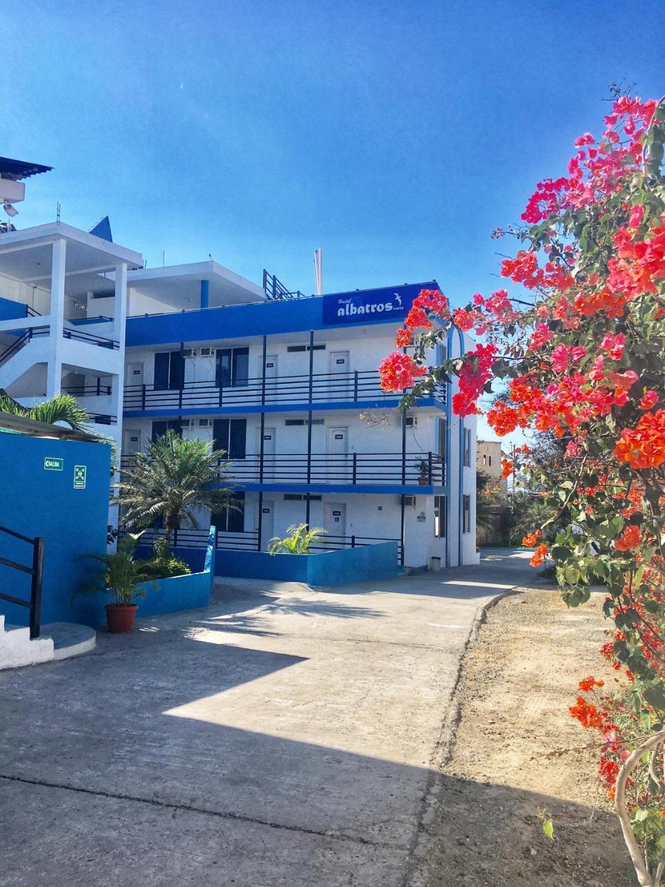Hostal Albatros Manta Luaran gambar
