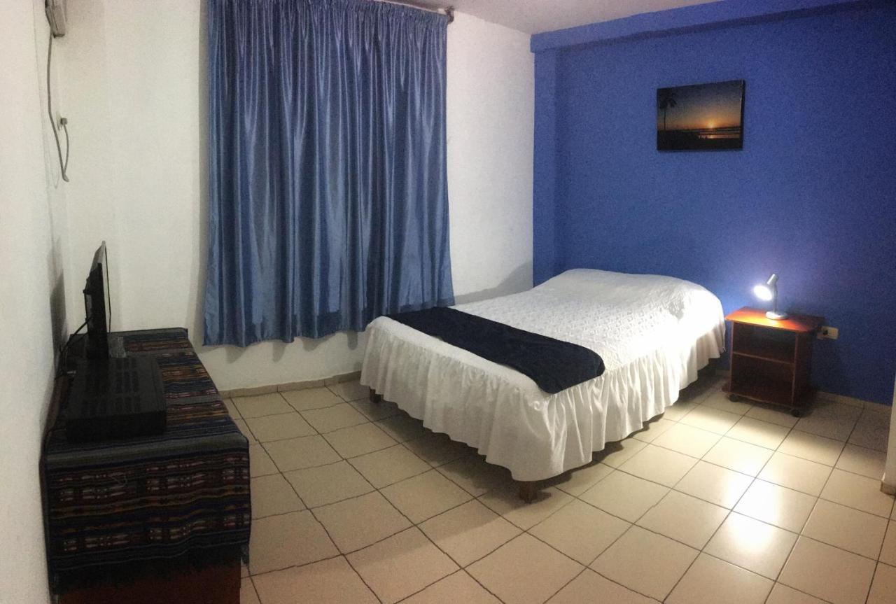 Hostal Albatros Manta Luaran gambar